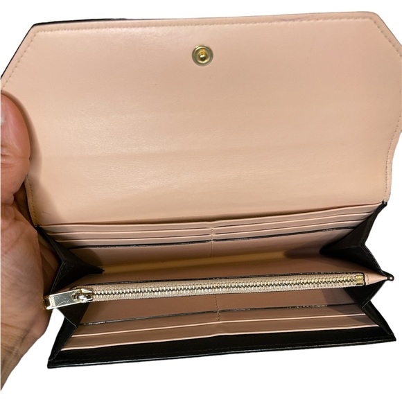 Bally Linney Suzy Black Leather Wallet with Gold Hardware in EUC - Picture 6 of 9